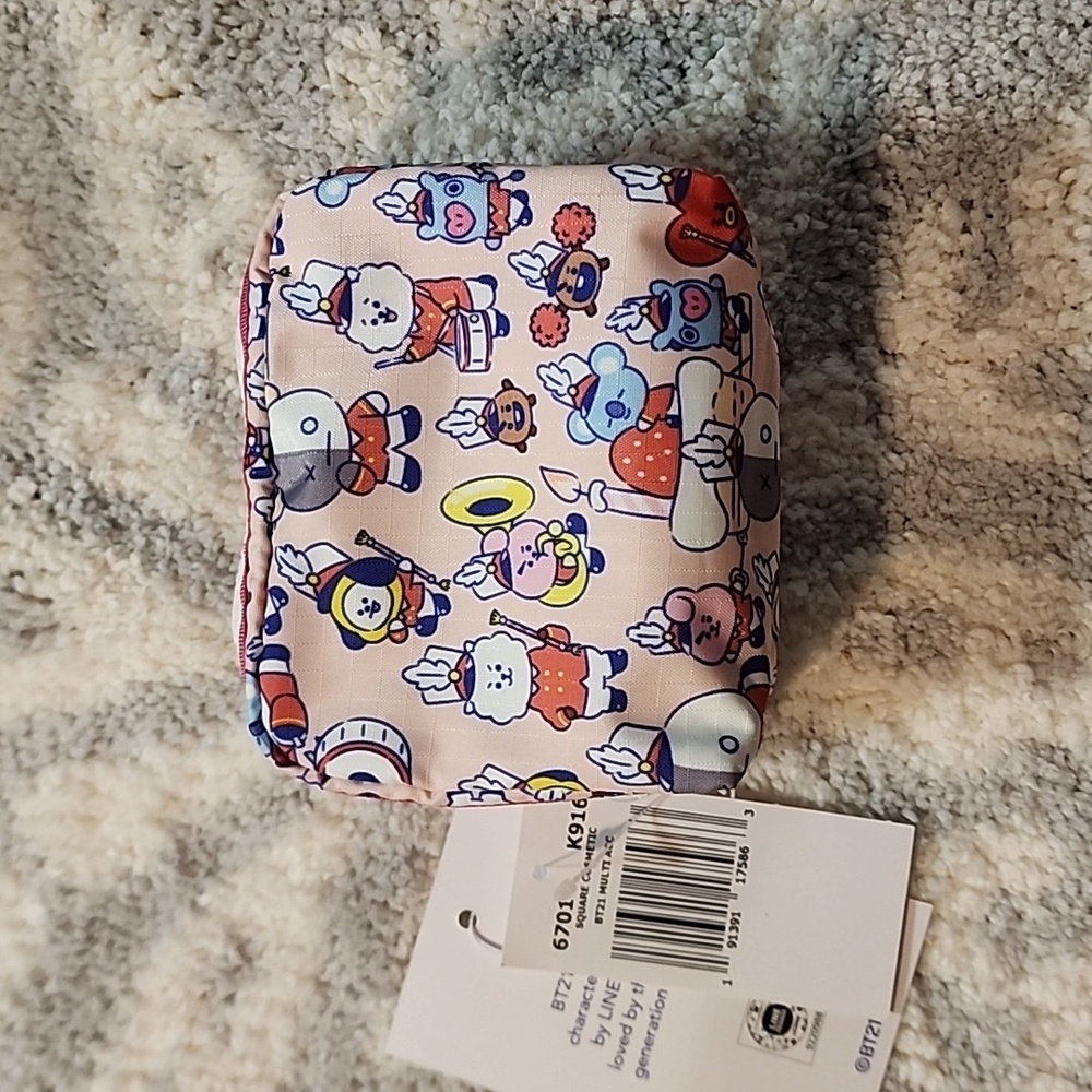 Lesportsac BT21 Small Square Pink Multi Character Cosmetic Pouch Authentic W.J